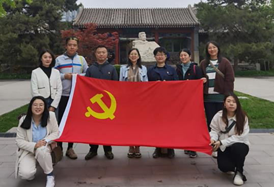 传承红色基因 赓续精神血脉