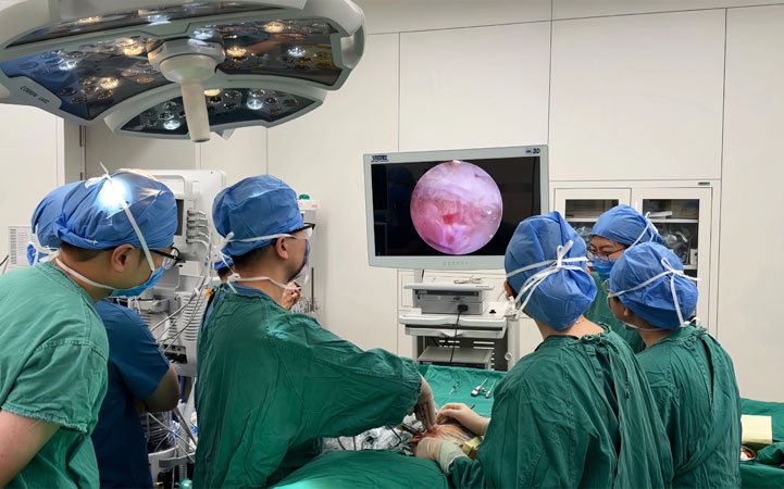 新技术 | 13岁小姑娘的关节弹响，解决了！颞下颌关节镜，微创精准